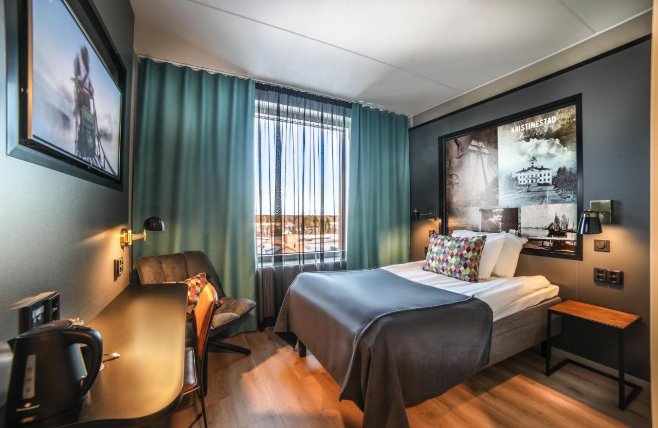 Hotelli-Ravintola Alma Seinäjoki Dış mekan fotoğraf
