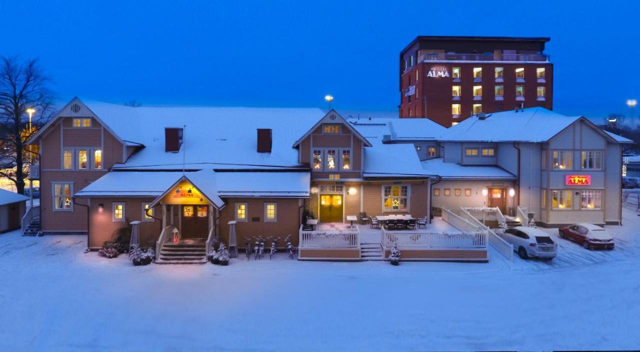 Hotelli-Ravintola Alma Seinäjoki Dış mekan fotoğraf